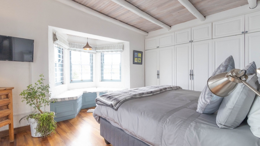 5 Bedroom Property for Sale in Paternoster Western Cape